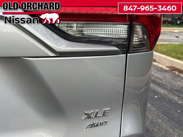 Used 2021 Toyota RAV4 XLE Premium AWD/4WD image 7