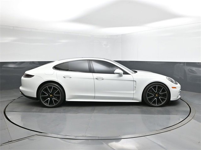 Used 2018 Porsche Panamera 4S image 26