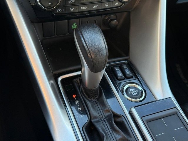 Used 2018 Mitsubishi Eclipse Cross SE image 21