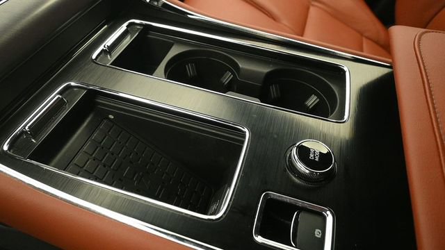 Used 2025 Lincoln Aviator Reserve w/ Equipment Group 201A AWD/4WD image 22