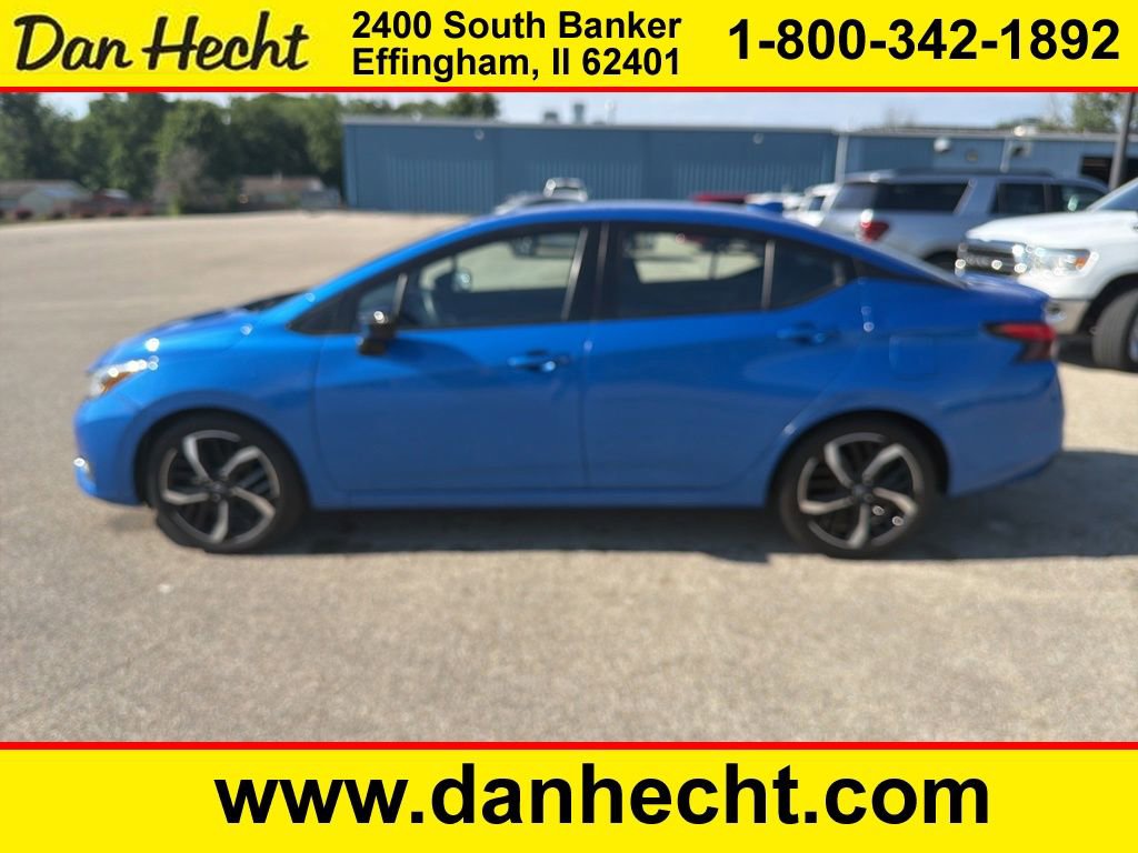 Used 2023 Nissan Versa SR w/ Trunk Package FWD image 1