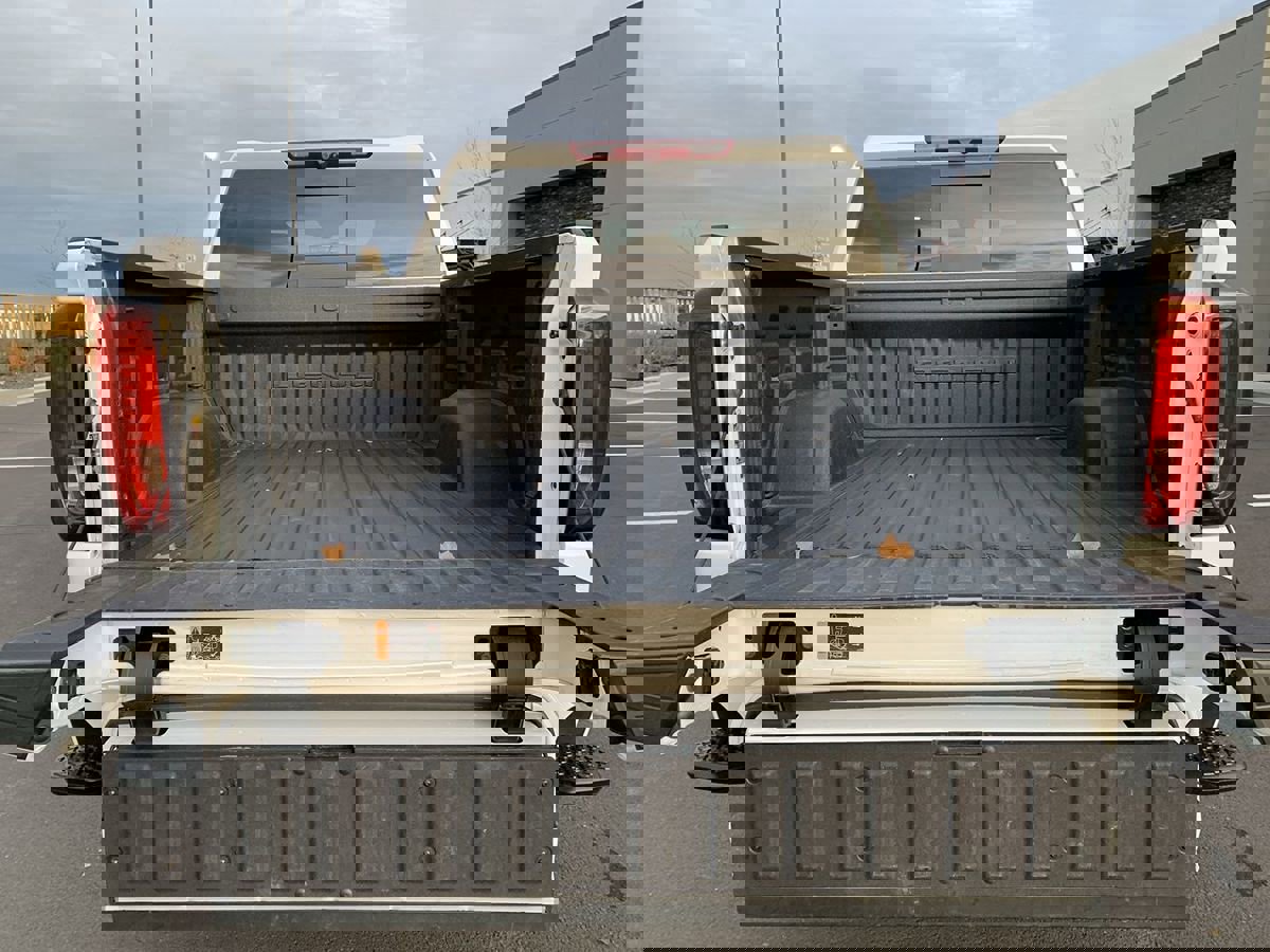 Used 2023 GMC Sierra 1500 Denali image 14