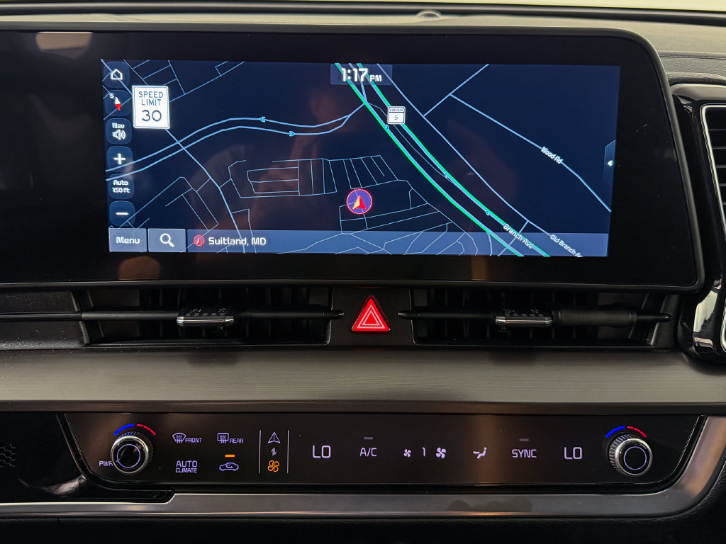 Used 2024 Kia Sportage EX FWD image 16