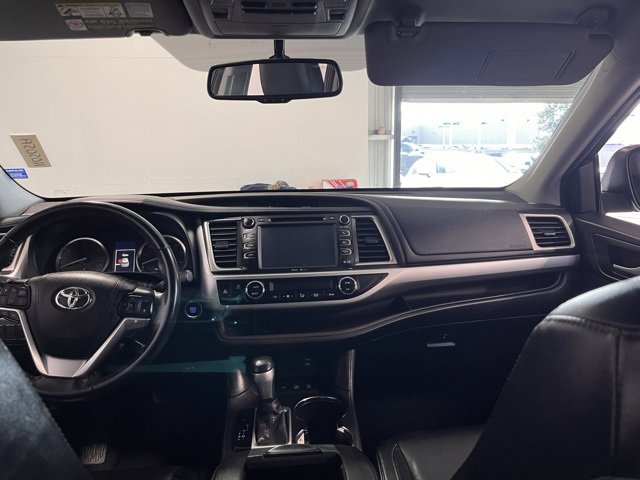Used 2015 Toyota Highlander XLE image 20