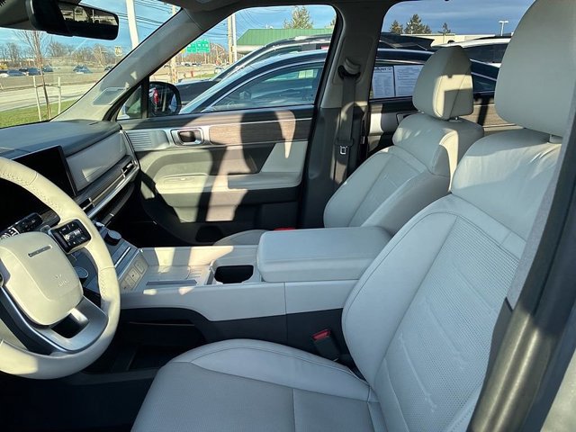 Used 2024 Hyundai Santa Fe Limited image 24