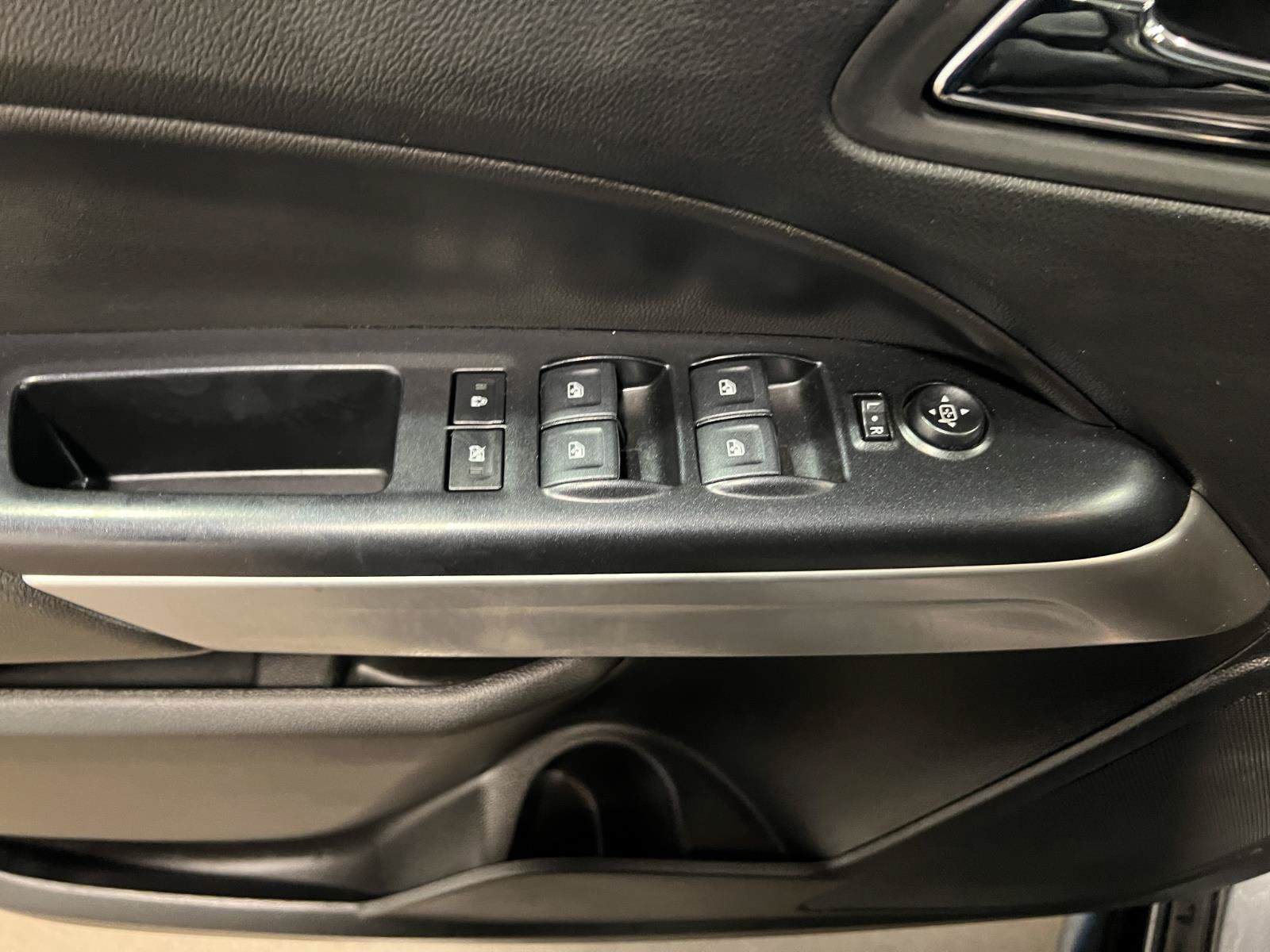 Used 2020 Chevrolet Colorado ZR2 AWD/4WD image 25