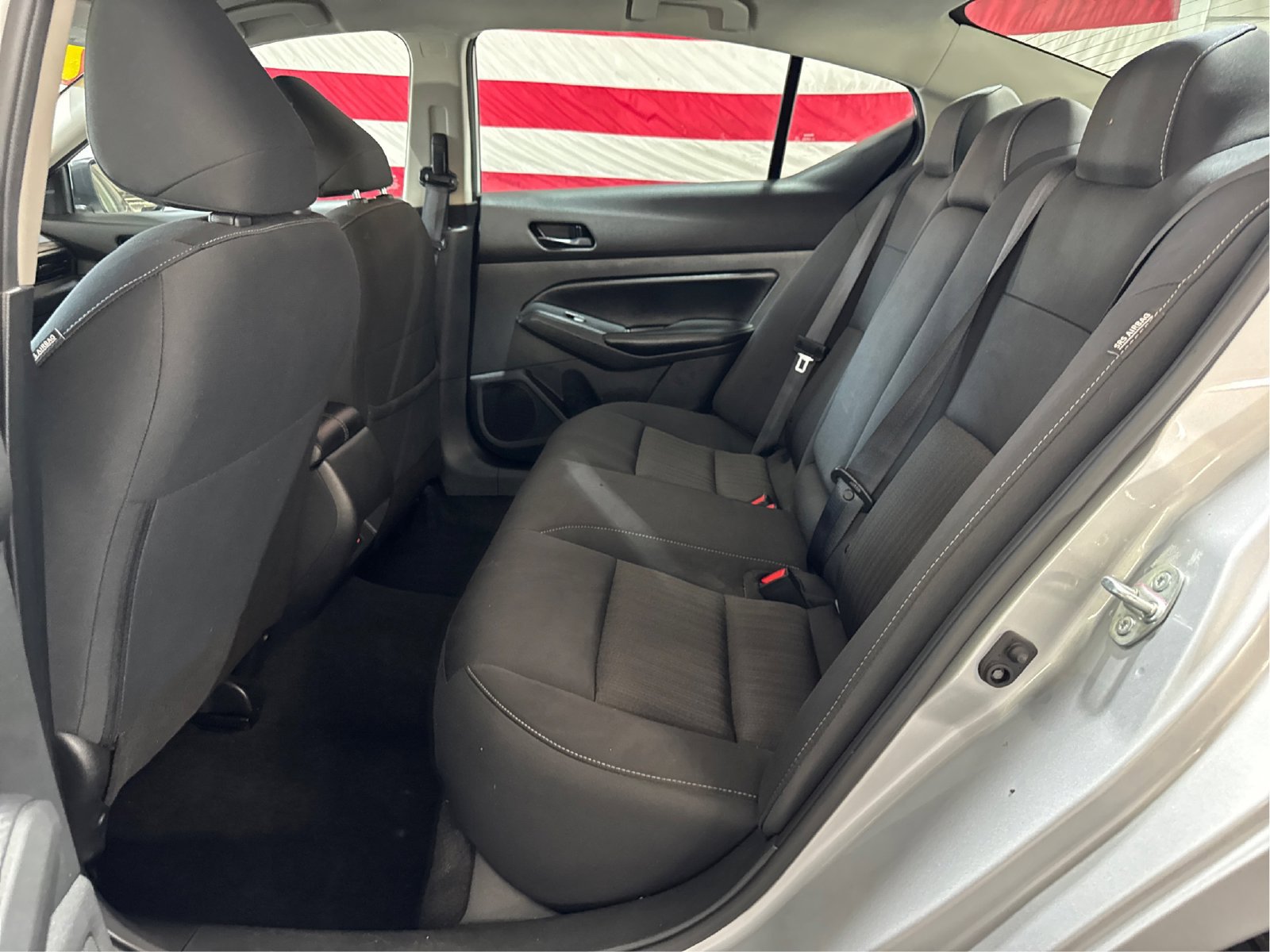 Used 2024 Nissan Altima 2.5 SV FWD image 10