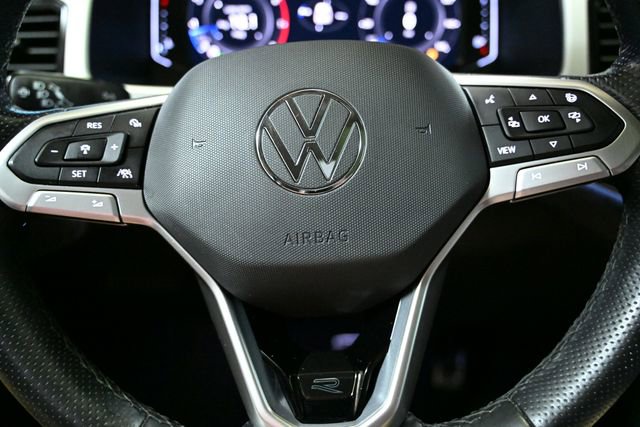 Used 2022 Volkswagen Atlas SEL Premium image 40