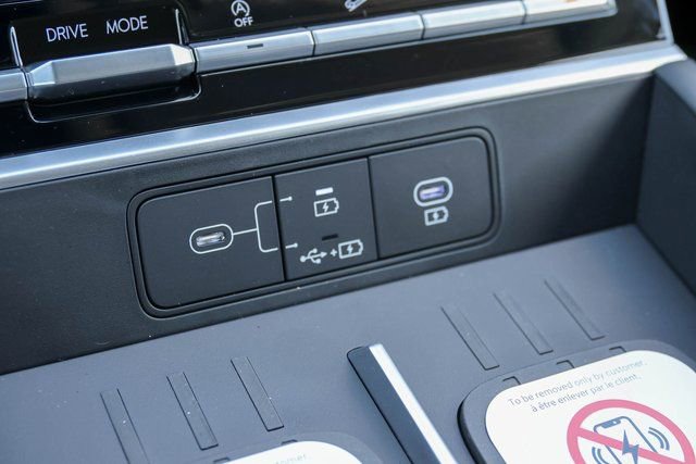 New 2026 Hyundai Santa Fe SE image 19