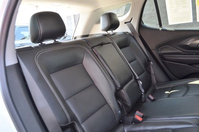 Used 2022 GMC Terrain SLT AWD/4WD image 36