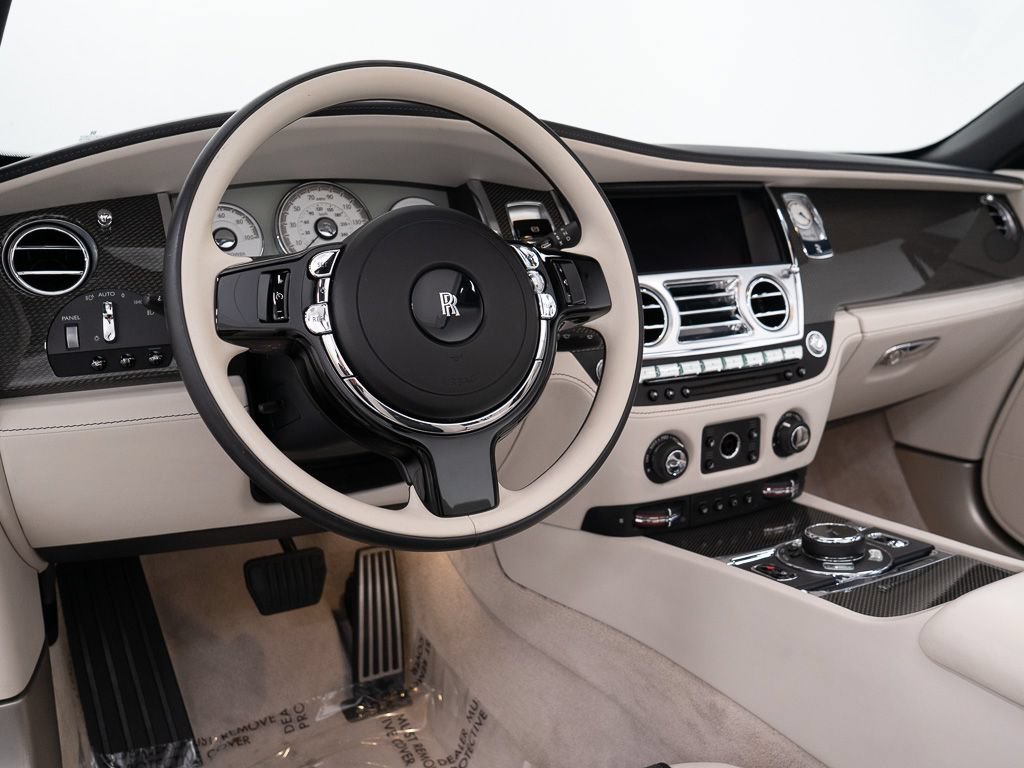 Certified 2018 Rolls-Royce Dawn RWD image 22