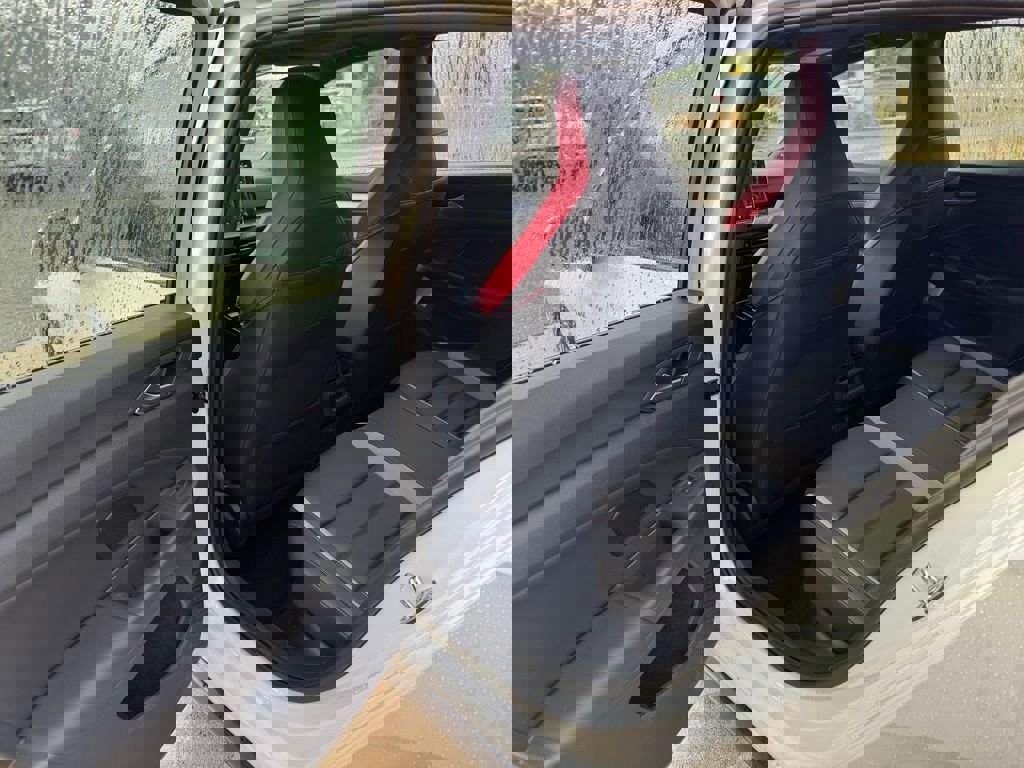 New 2025 Volkswagen GTI SE image 27