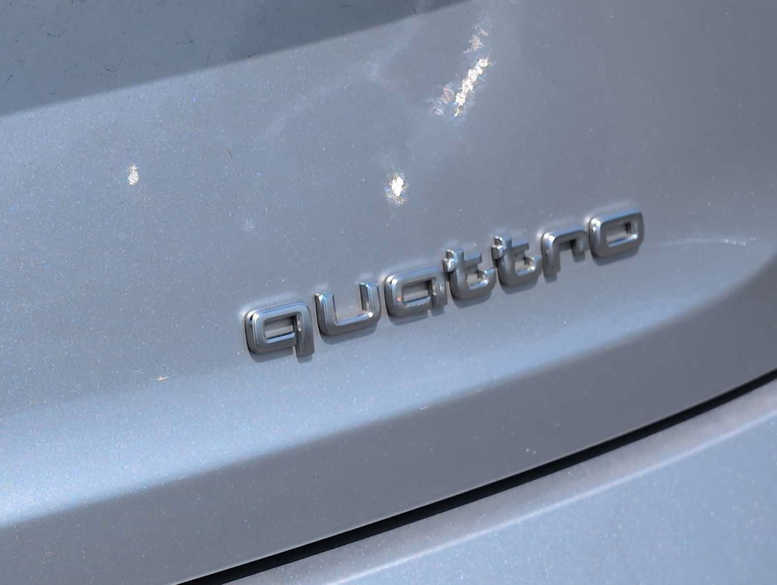 Used 2022 Audi e-tron Premium w/ Convenience Plus Package AWD/4WD image 13