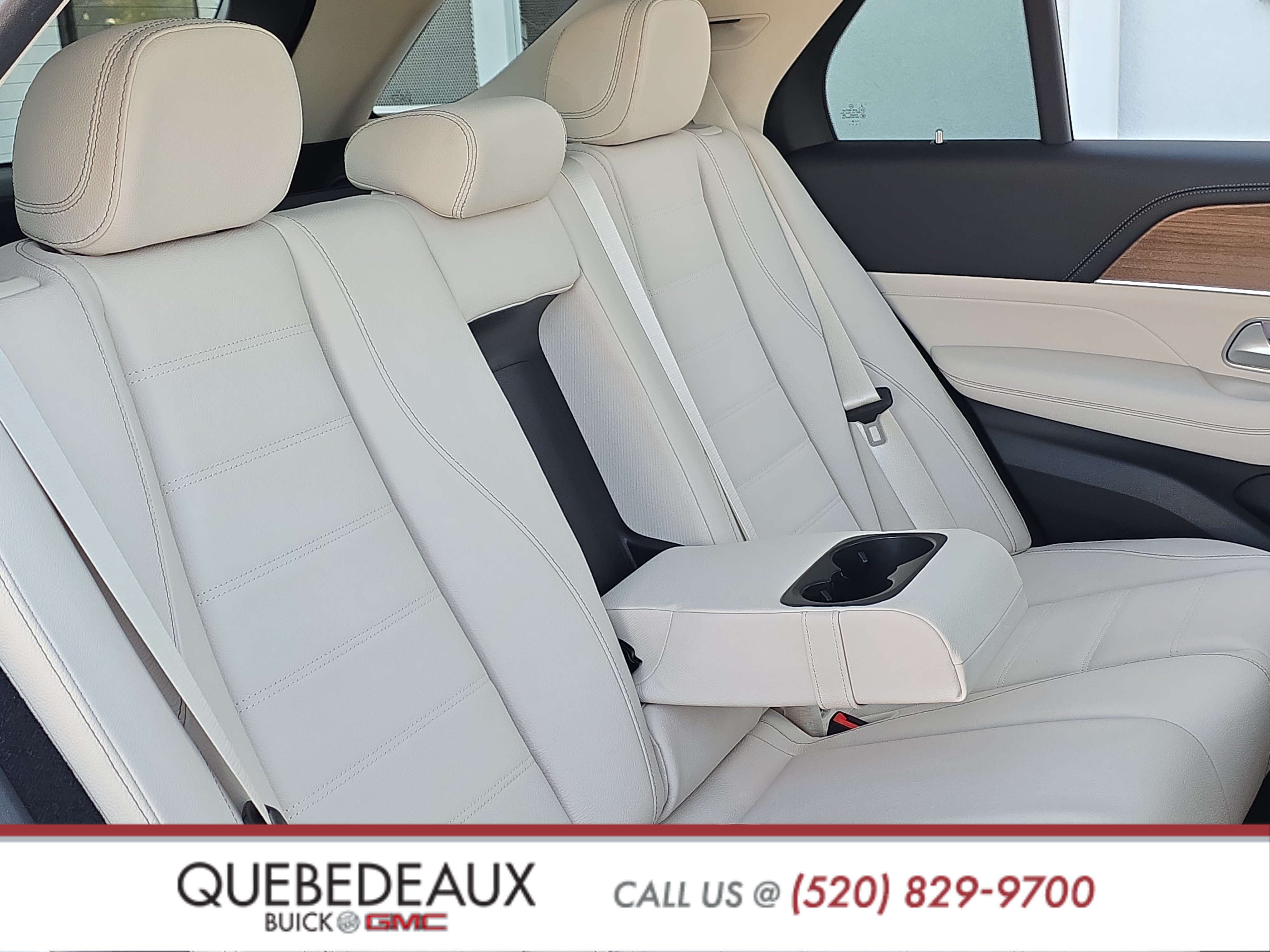 Used 2025 Mercedes-Benz GLE 350 4MATIC image 33