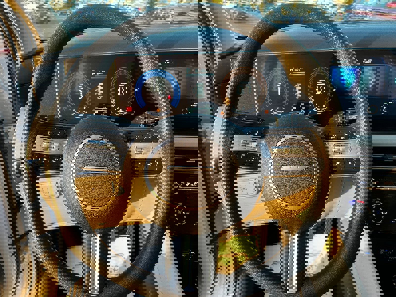 Certified 2025 Hyundai Tucson SEL image 18