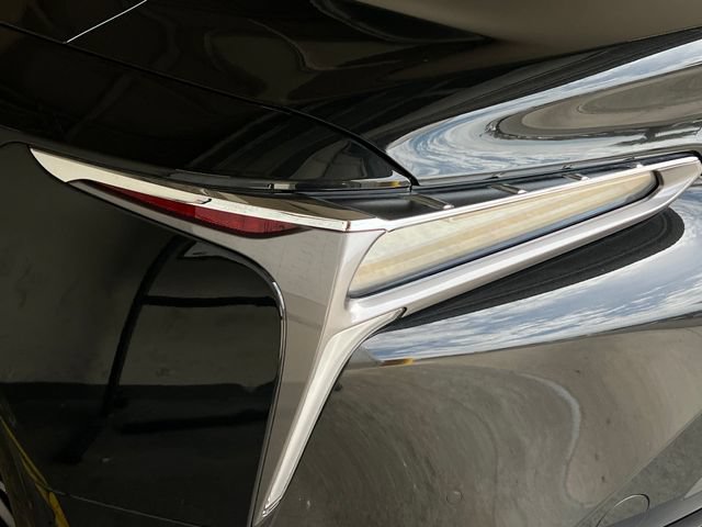 Used 2024 Lexus LC 500 Convertible w/ Touring Package RWD image 17