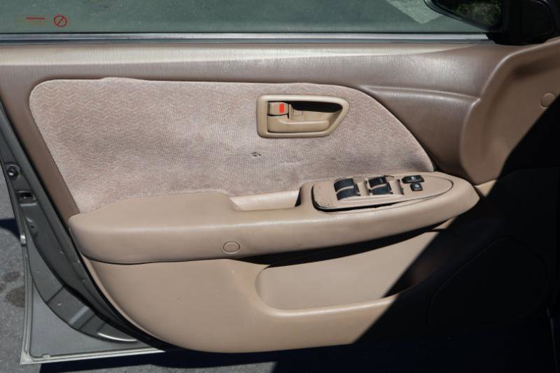 Used 1997 Toyota Camry CE image 12
