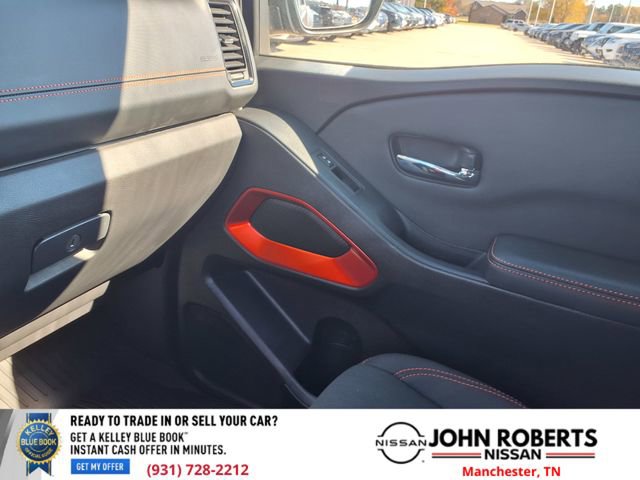 Certified 2024 Nissan Frontier PRO-4X w/ Technology Package image 8