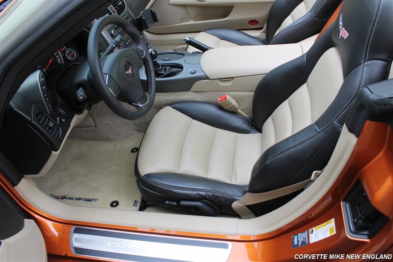 Used 2007 Chevrolet Corvette Convertible w/ Preferred Equipment Group RWD image 34