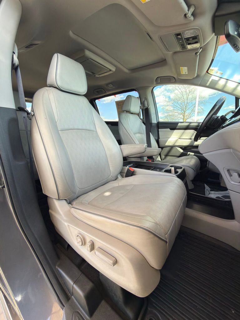 Used 2022 Honda Odyssey Elite image 43