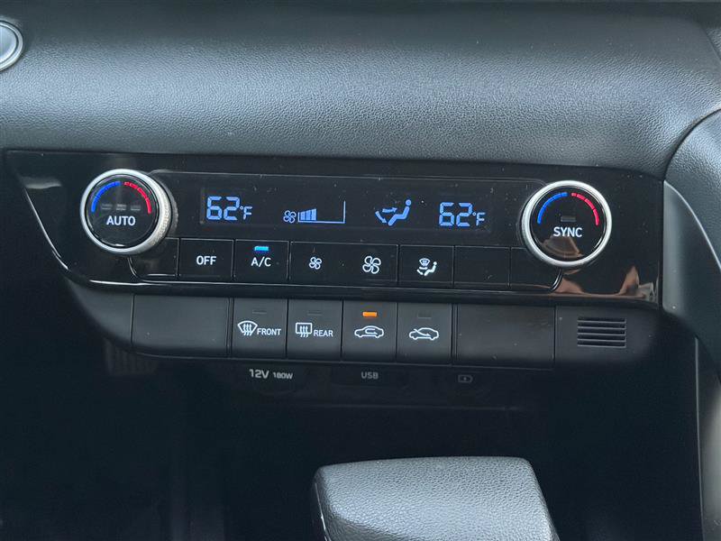 Used 2023 Hyundai Elantra SEL FWD image 36