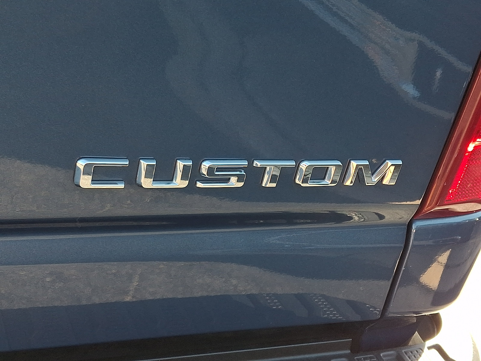 Used 2024 Chevrolet Silverado 2500 Custom w/ Custom Value Package AWD/4WD image 30