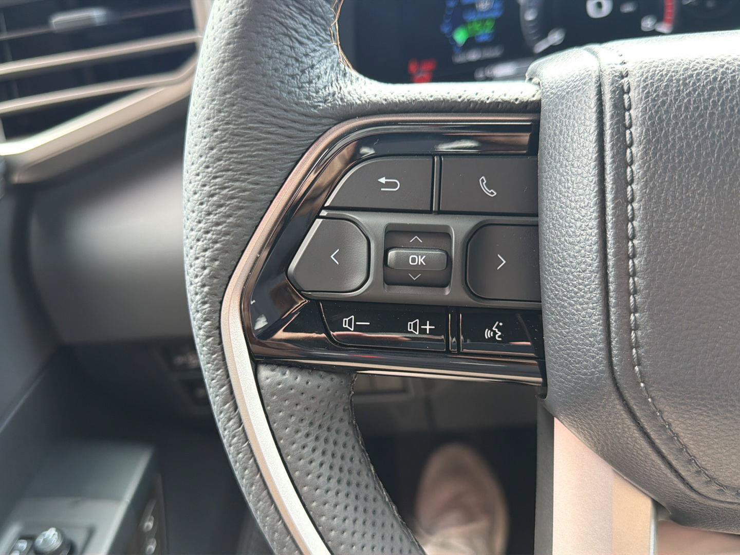 New 2026 Toyota Sequoia Capstone AWD/4WD image 17