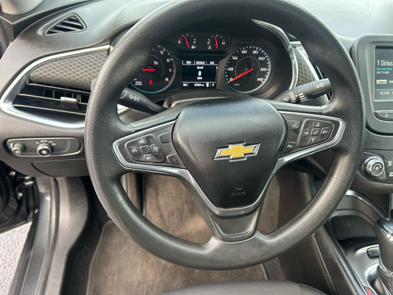 Used 2016 Chevrolet Malibu LT image 14