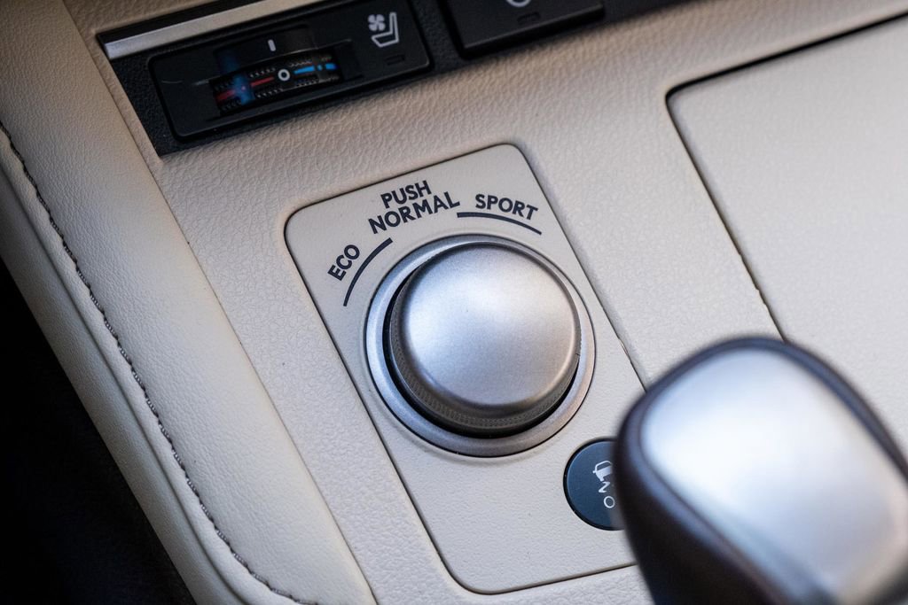 Used 2018 Lexus ES 350 w/ Navigation System Package FWD image 22