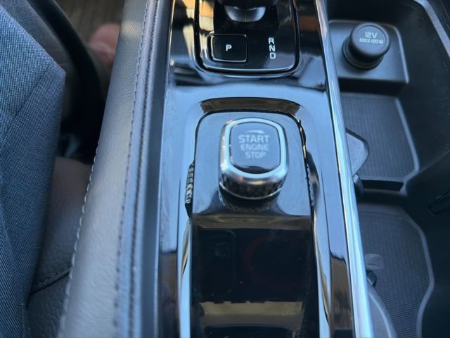 Used 2025 Volvo XC90 T8 Plus w/ Protection Package Premier image 45