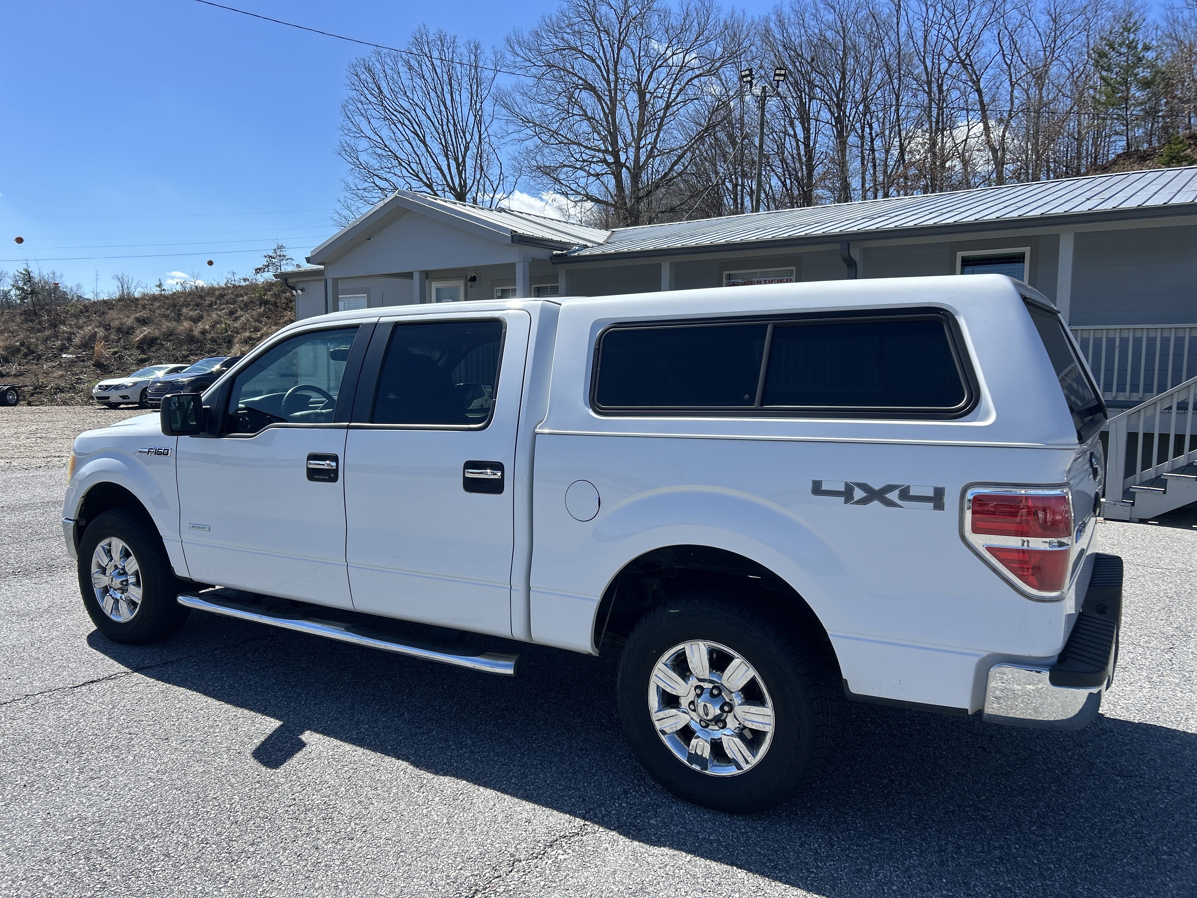 Used 2011 Ford F150 XLT w/ XLT Chrome Pkg image 4