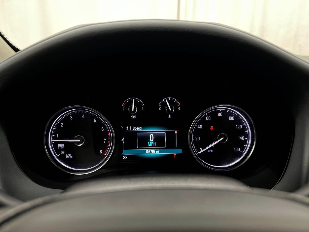 Used 2018 Buick Enclave Essence AWD/4WD image 24