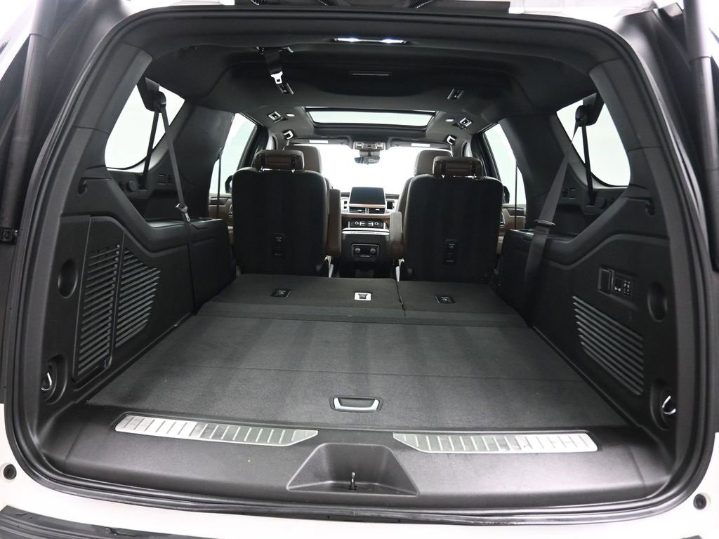 Used 2023 Chevrolet Suburban High Country w/ Premium Package 2 image 70