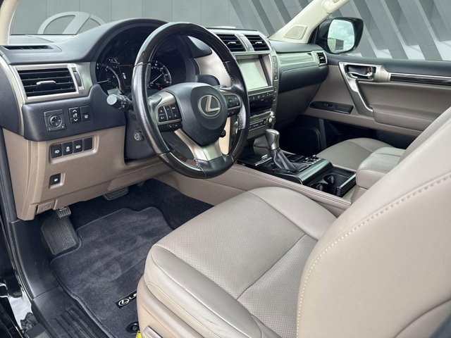 Certified 2020 Lexus GX 460 Premium w/ Premium Package AWD/4WD image 10
