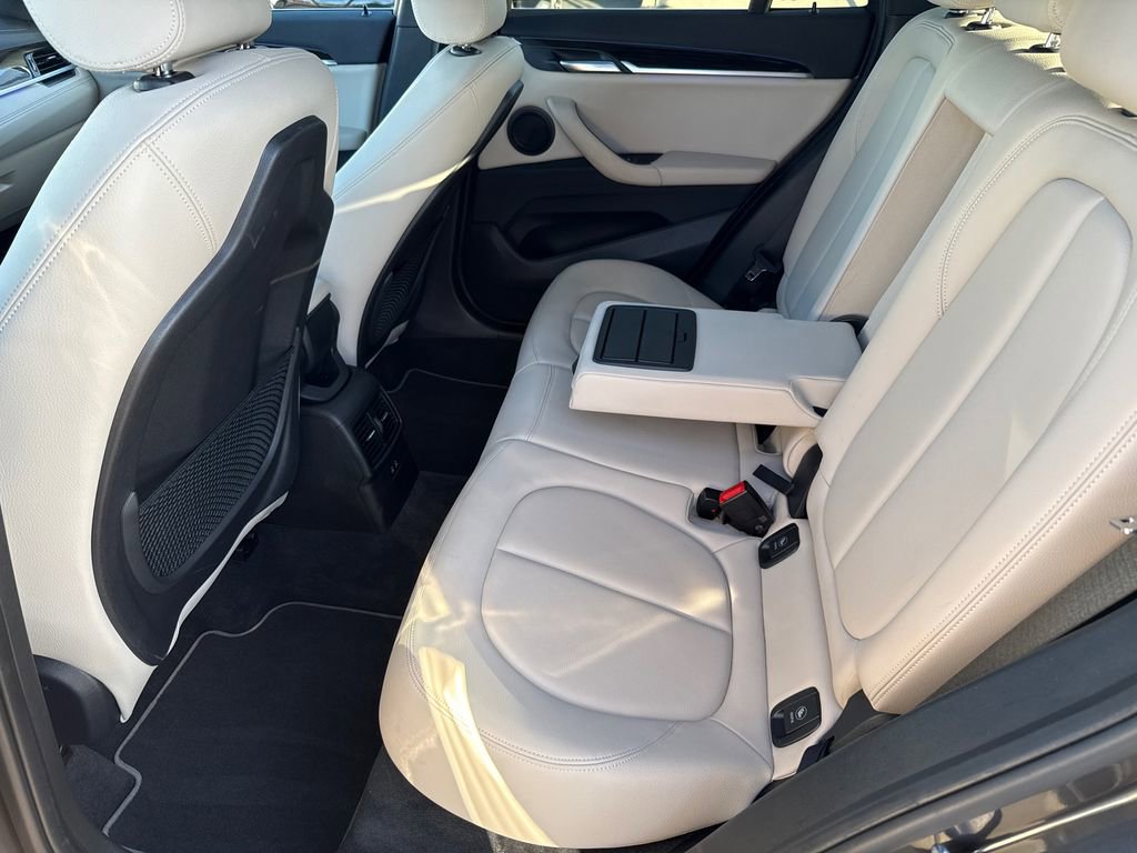Used 2022 BMW X1 sDrive28i w/ Convenience Package image 19