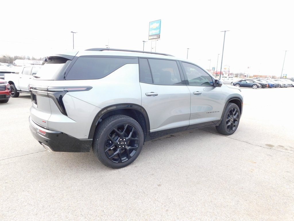 New 2026 Chevrolet Traverse RS w/ LPO, Floor Liner Package image 3