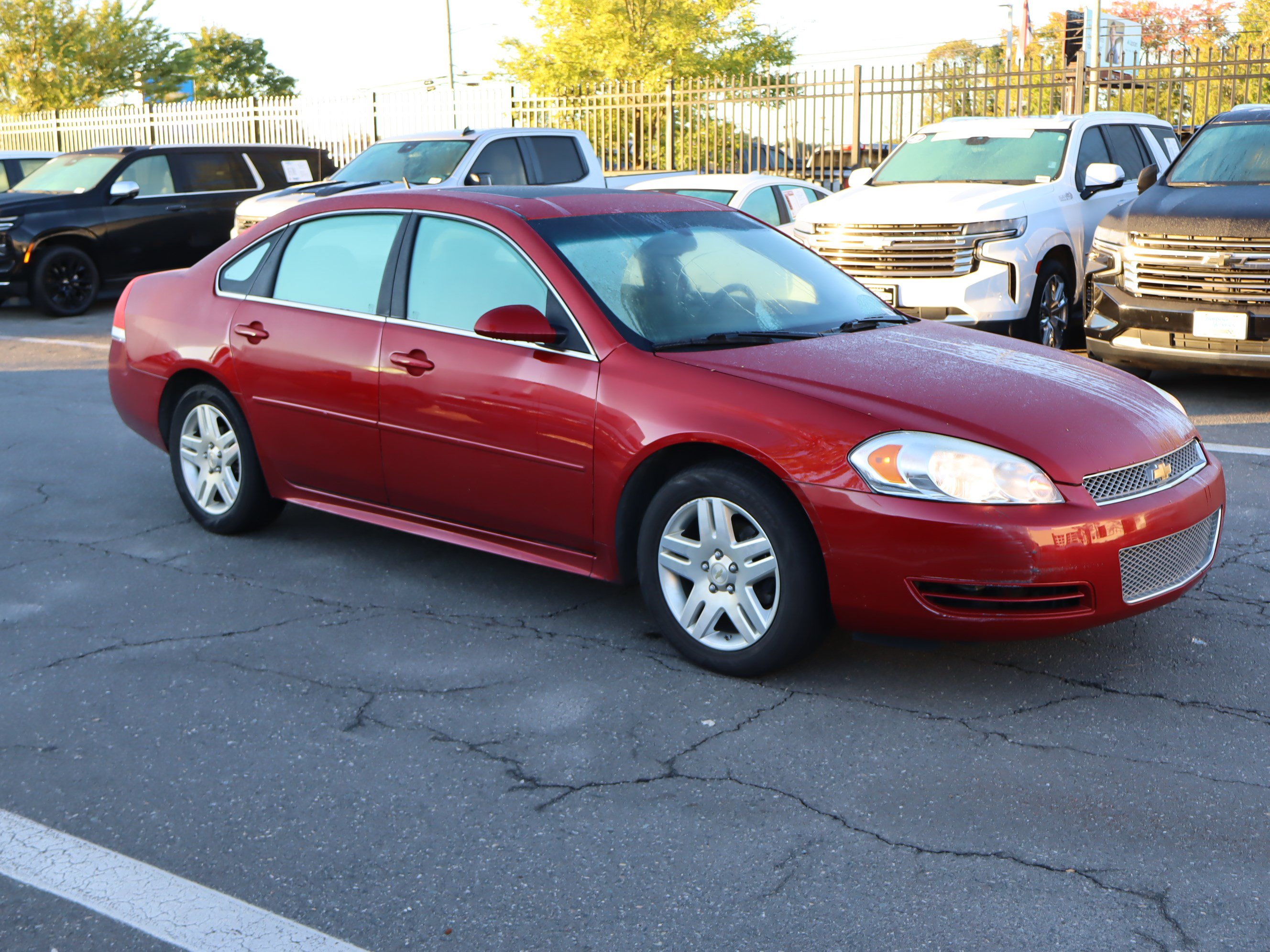 Used 2015 Chevrolet Impala LT w/ LT Sunroof Package FWD image 2