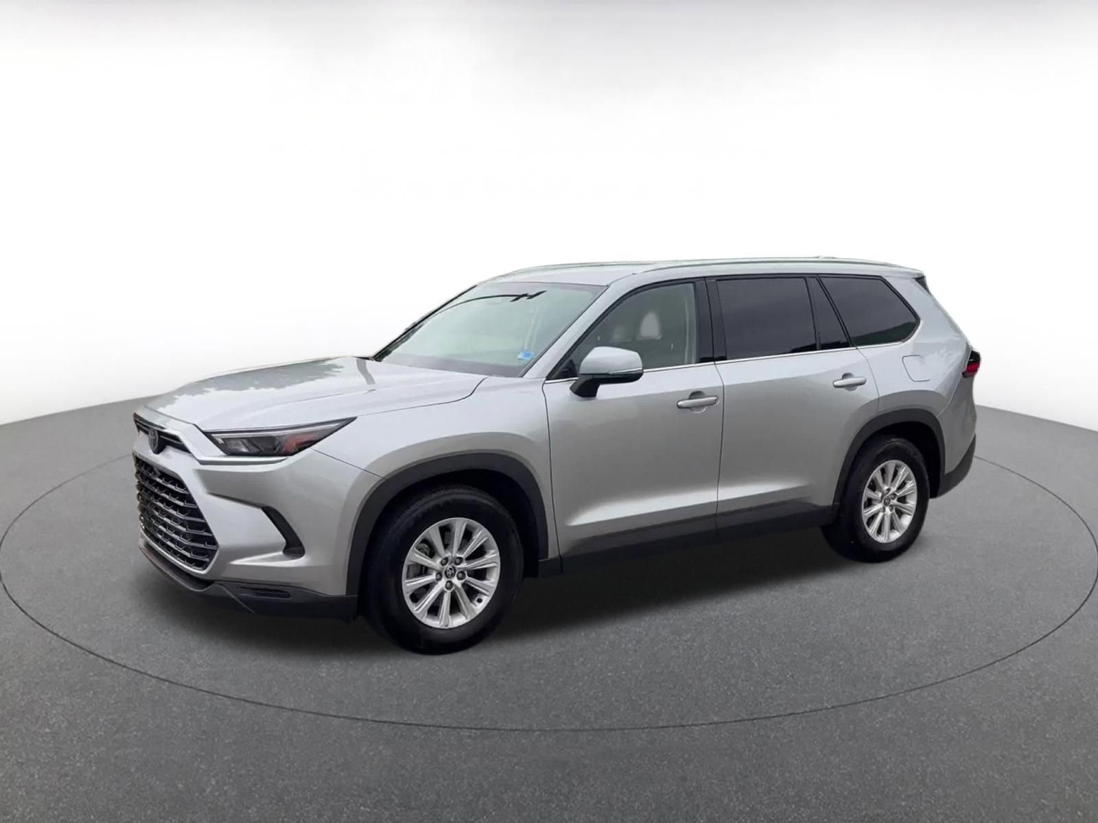 Used 2025 Toyota Grand Highlander FWD image 8