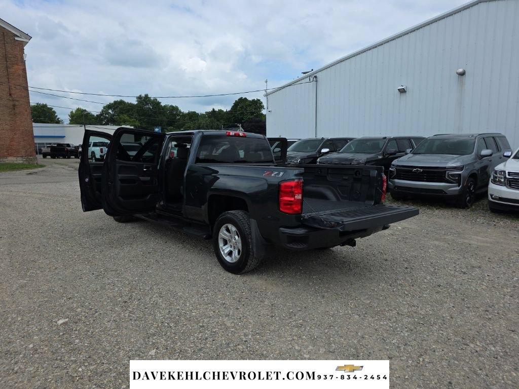 Used 2018 Chevrolet Silverado 1500 LT w/ All Star Edition AWD/4WD image 29