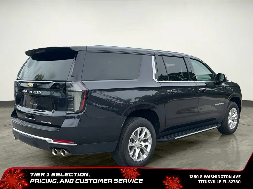 Used 2025 Chevrolet Suburban Premier RWD image 10