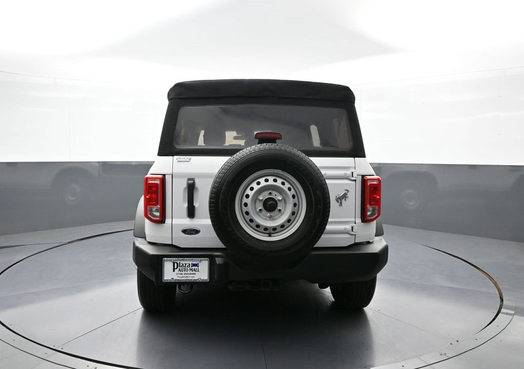 Used 2021 Ford Bronco Base image 7