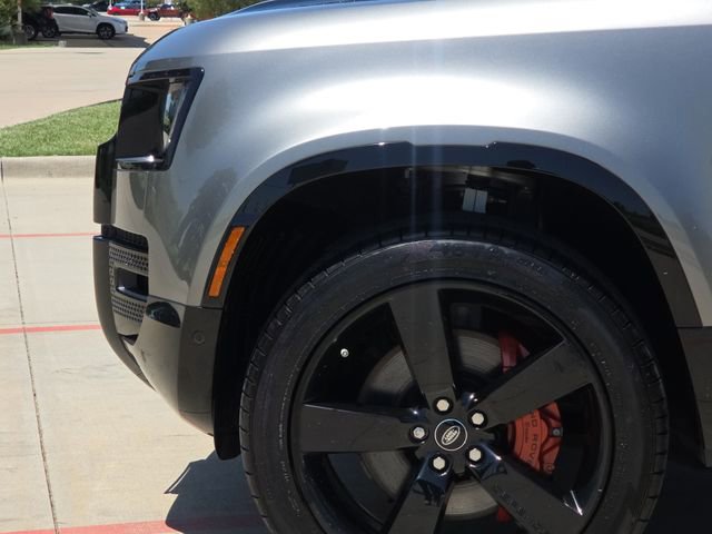 Used 2023 Land Rover Defender 130 X image 5