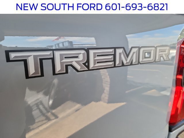 New 2027 Ford F250 Lariat w/ Tremor Off-Road Package AWD/4WD image 23