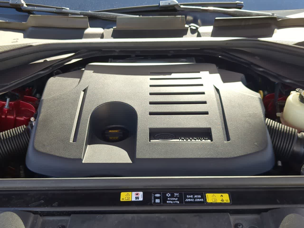 Used 2025 Land Rover Range Rover Sport SE image 15