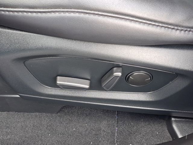 Certified 2022 Ford Explorer XLT w/ Equipment Group 202A image 10