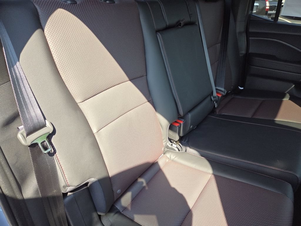 New 2026 Honda Ridgeline Black Edition image 30