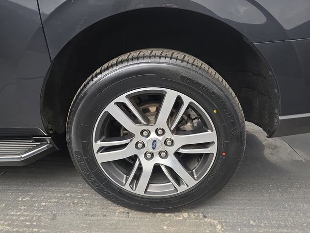 Used 2023 Ford Expedition Max Limited image 16