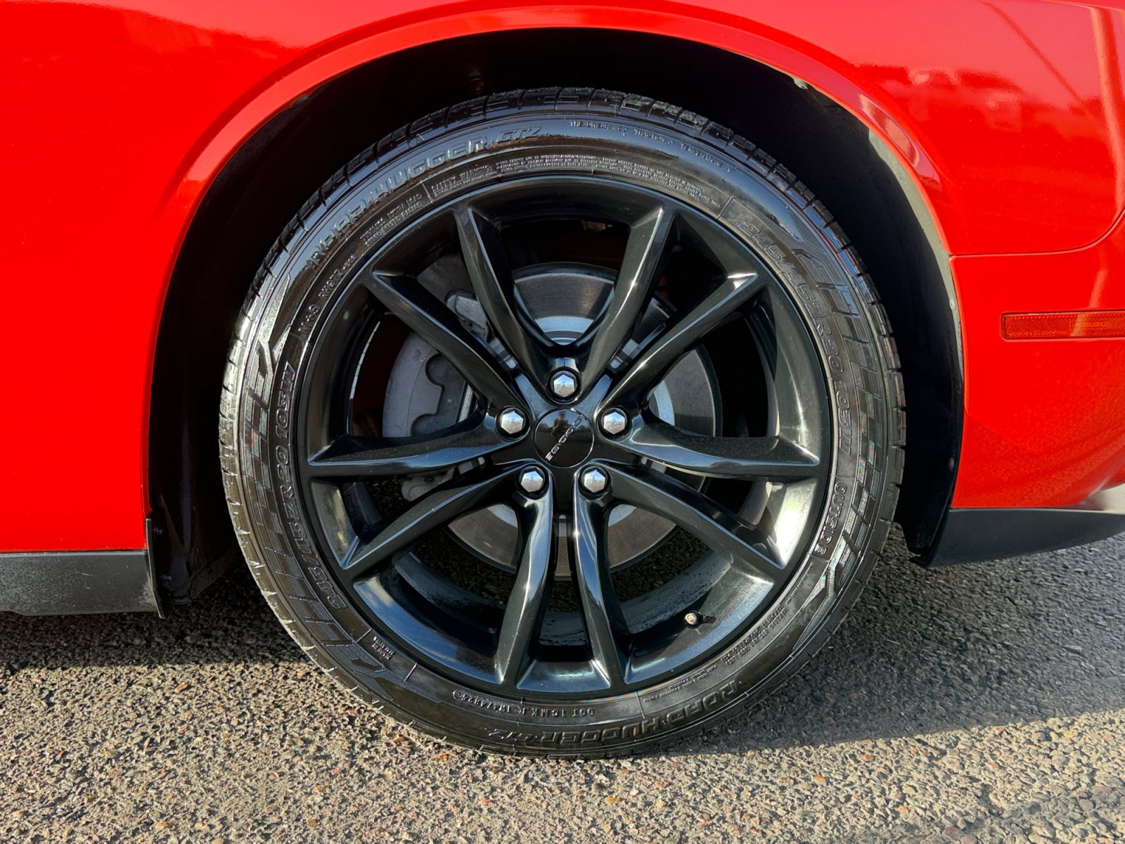 Used 2016 Dodge Challenger SXT w/ Blacktop Package RWD image 29