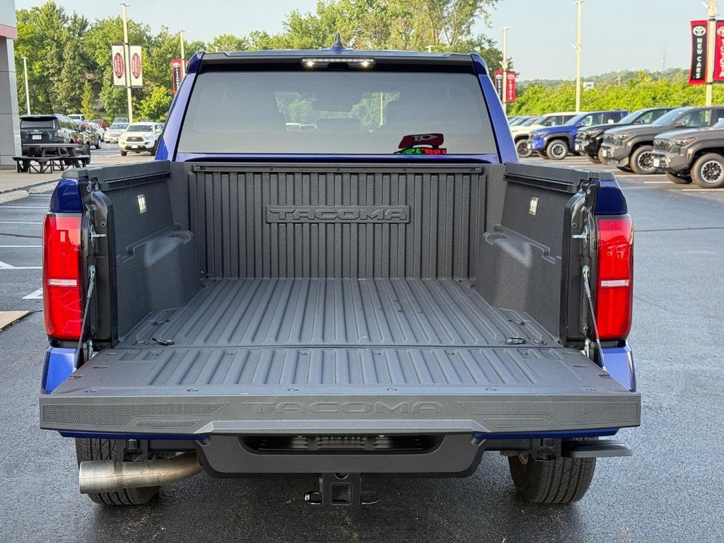 Certified 2025 Toyota Tacoma SR5 image 4