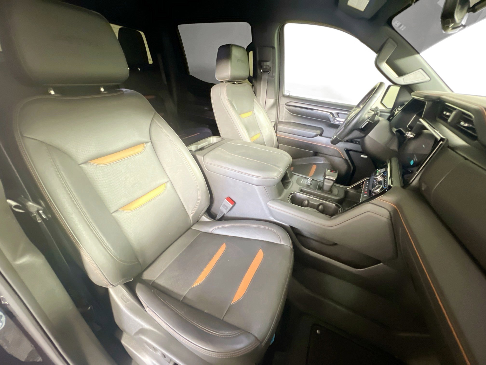 Used 2023 GMC Sierra 1500 AT4 w/ Technology Package image 36